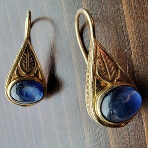 14k Yellow Gold 8 Carat Cabochon BLUE SAPPHIRE Teardrop Earrings 6 grams wedding